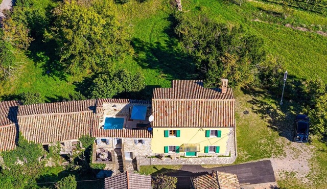 Villa Franz Krbune in Pican