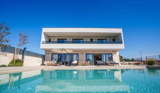 Villa Freedom