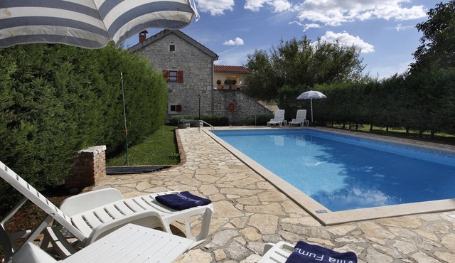 Villa Fuma is located in the village Stranici kod Lovreca, Vrsar area.