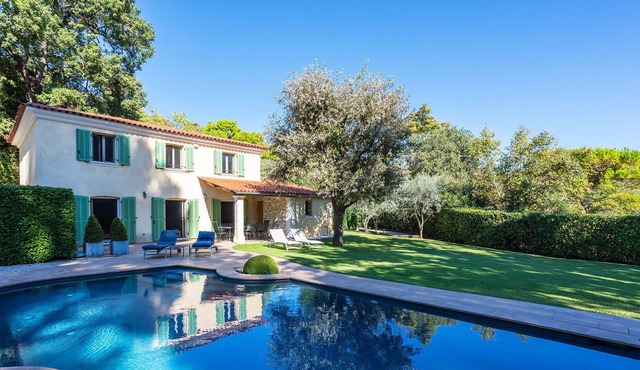 Villa Fuon Santa VI4246 by Riviera Holiday Homes