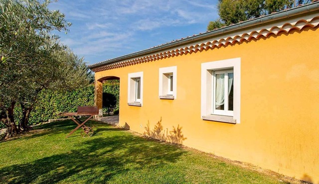 Villa Grenache - private terrace and garden