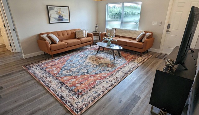 Villa Gardenia-Be my guest-Fort Myers/Lehigh acres line-3 bed/2 bath-sleeps 7