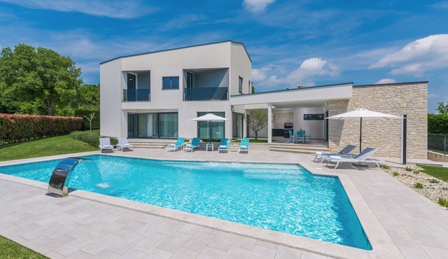 Villa Girasole with Pool