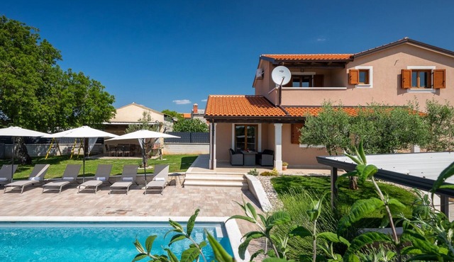 Villa Gita by Villas Guide