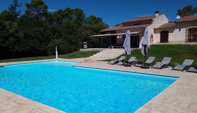 Villa Giulia, in the heart of nature between Aix and Luberon