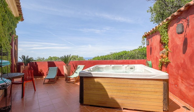 Villa Giulia - St-Antonino, climatisation, jacuzzi