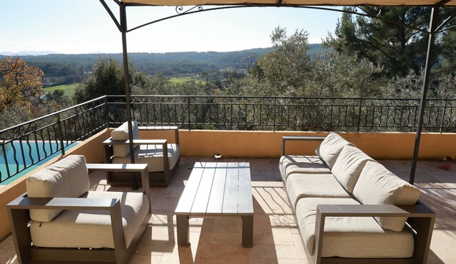 Villa Gramaci. Unobstructed view, large private pool