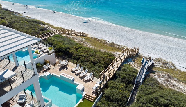 Villa Grandeur|Private Deeded Beach|Gulf Front Home|Private Resort Style Pool