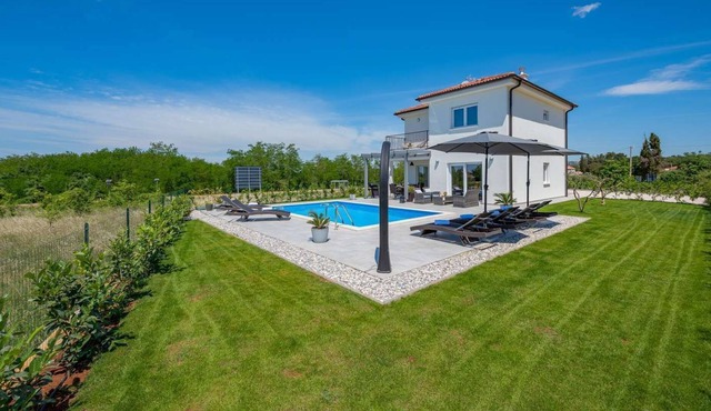 Villa Grazio Rošini, Poreč