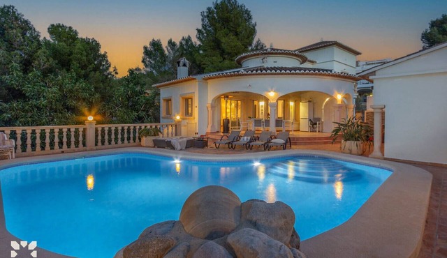 Villa GREEN GRASS by Abahana Villas