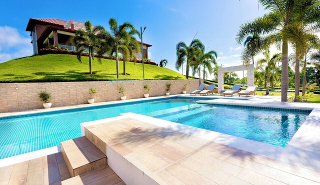 Villa Green Hills, un Paraíso Donde se Combina la Modernidad con la Naturaleza