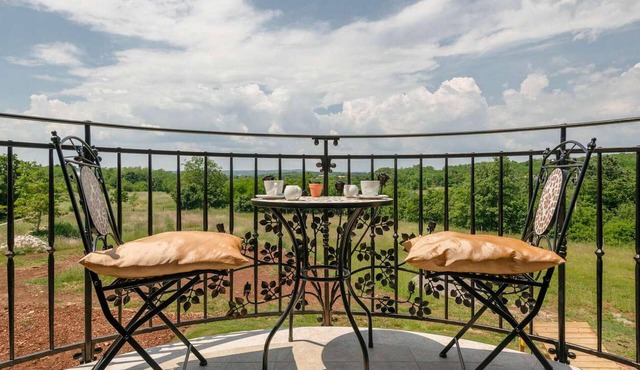 Villa Green Olive is located in a quiet place near the town of Labin.