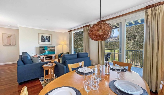 Villa Grenache - Resort-style 2 bedroom, 2 bathroom villa with vineyard views