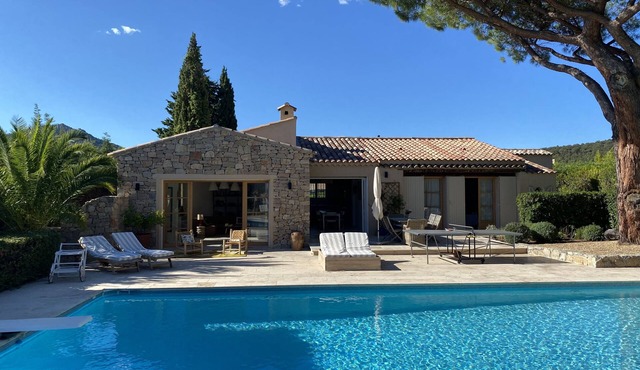 Villa Grimaud Gulf of Saint-Tropez sea sight