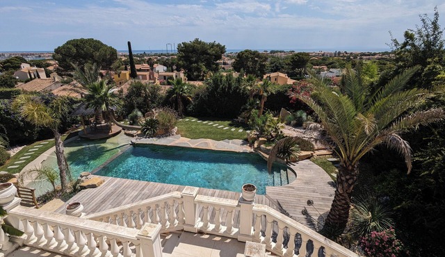 Villa Halo, Lagoon Pool & Exclusive seaside getaway
