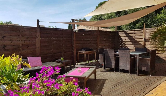 Villa heated pool and spa near fabregas beaches