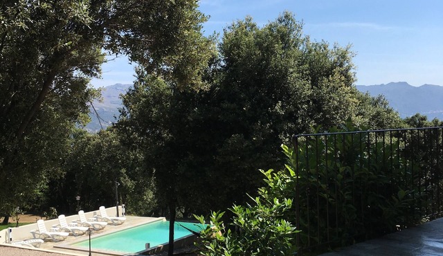 Villa Heated swimming pool Jacuzzi Boules pitch 2 independent apartments