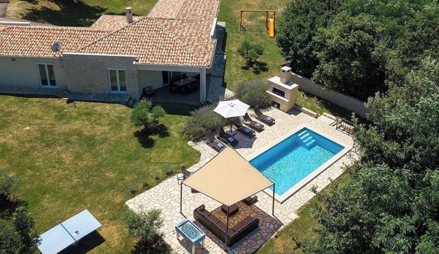Villa Hemera – Oasis of Peace and Privacy by Istrabook