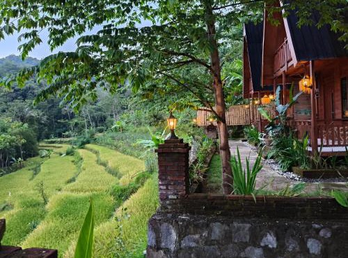 Villa Hening Senja Borobudur