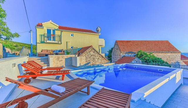 Villa Heritage with swimmnig pool