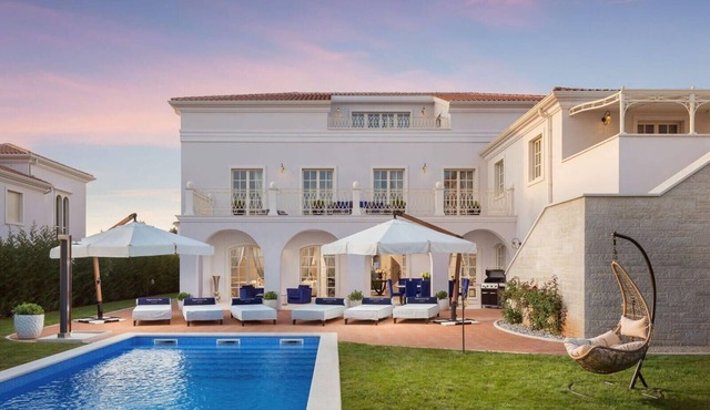 Villa Hermitage – The Grand Retreat Elegant villa for up to 12 guests with private pool, situated 2 km from the sea.