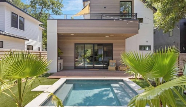 Villa Hermosa - East Austin Oasis, Pool/Hot Tub