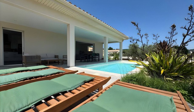 Villa 'Hestia' with Private Pool, Wi-Fi and Air Conditioning