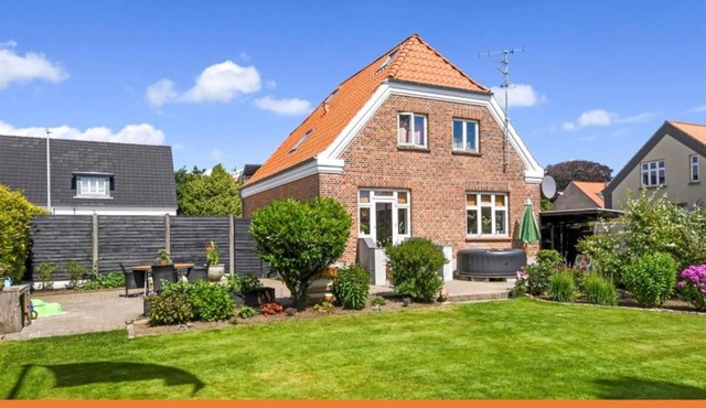 Villa i Herning, 200 meter fra gågaden