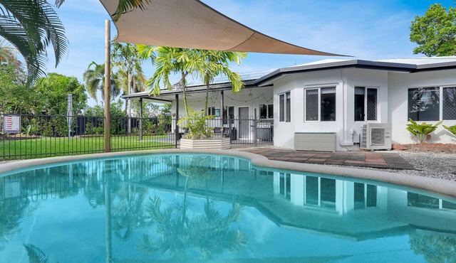 Villa Ibis Family Home with Pool in Kewarra Beach