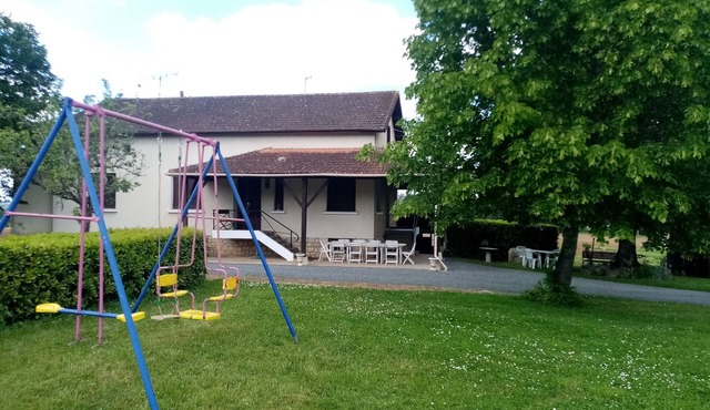 Villa . Ideal for a group of friends or a large family.