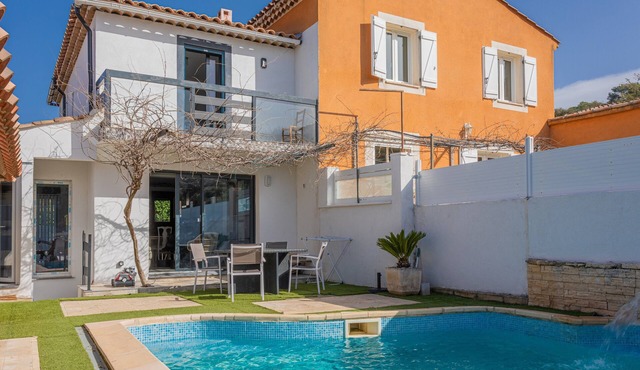 Villa 'Igor' – Charming Stay in Cabasse: Sun, Nature, and Provençal Serenity