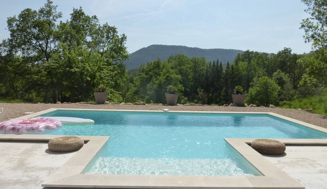 Villa in a green setting, not overlooked, facing the village of Bargemon