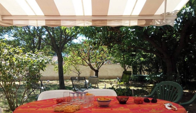 Villa in beautiful Provence between sky and sea