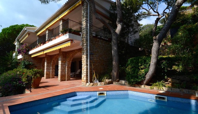 Villa in Begur near Sa Tuna Beach