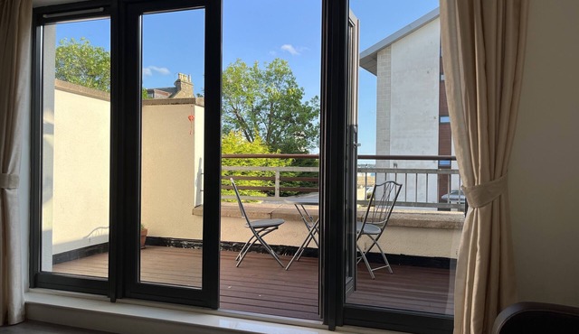 Villa in Broughty Ferry, With Harbour Views - visit V&A Dundee!