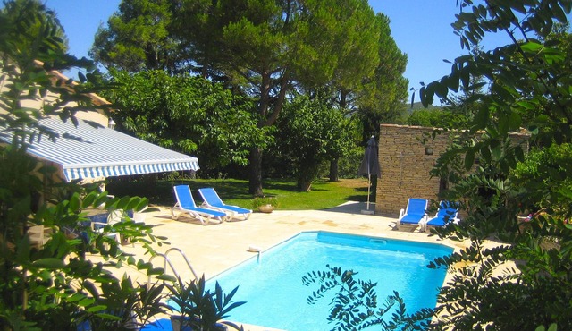 Villa in Céreste with Private Pool