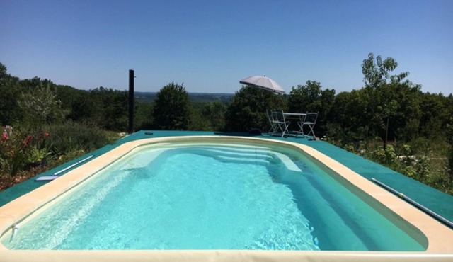 Villa in Cazals with Pool & Lake Nearby