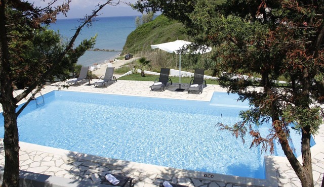 Villa in Corfu with Pool near Gialos Beach