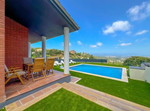 Villa in Costa Brava with Private Pool