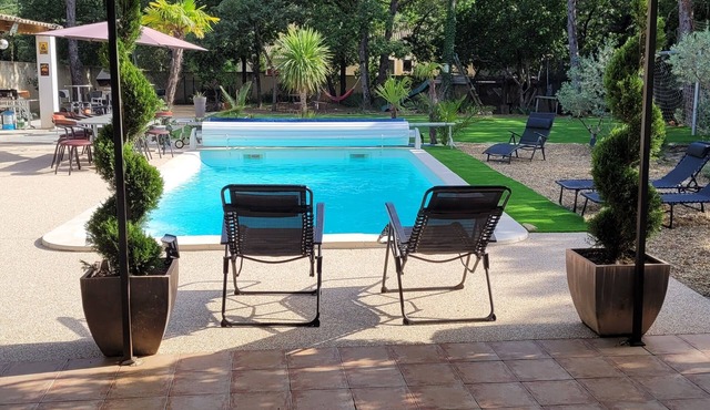 Villa in Drôme Provençale: Pool and Comfort for 11 Guests