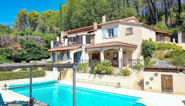 Villa in Flayosc with Private Pool