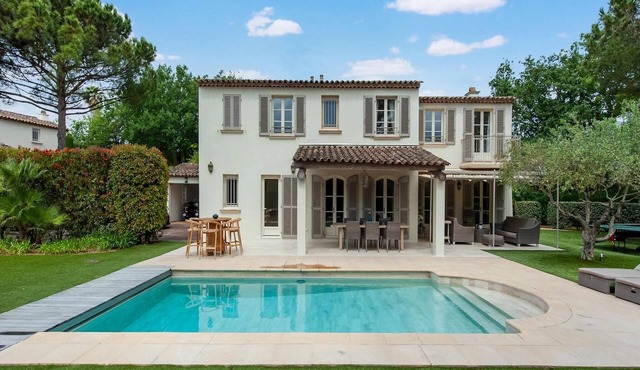 Villa in Gassin near Saint Tropez Beaches