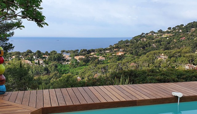 Villa in Hyères near Beach & Pool