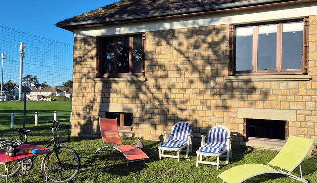 Villa in Jullouville near the beach - Ideal for 2 families