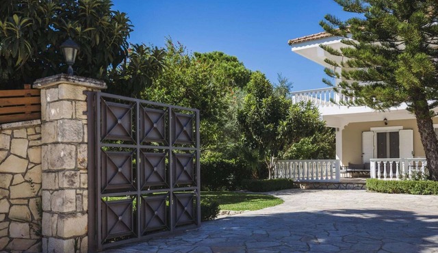 Villa in Kypseli with Private Pool & Gardens