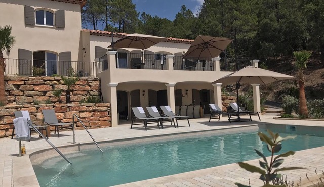 Villa in Le Muy with Pool