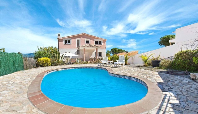 Villa in Lloret de Mar with Private Pool