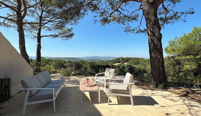 villa in Lourmarin, 6 en-suite bedrooms, exceptionnal view