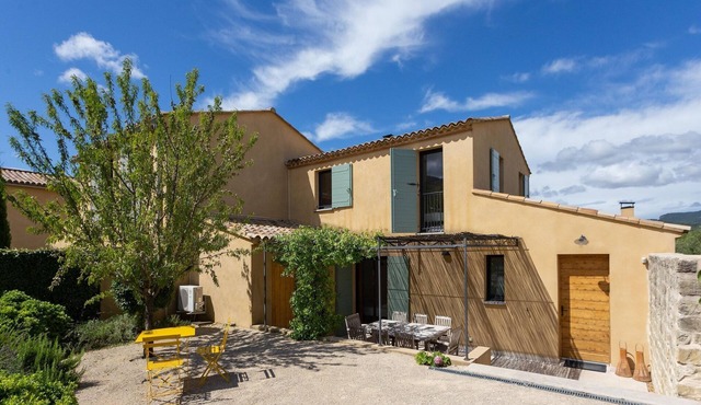 Villa in Malaucène with Mont Ventoux Views