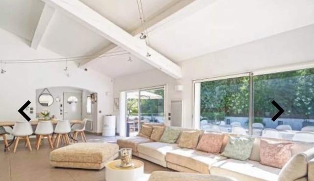 Villa in Marseille (Allauch) in the Marcel Pagnol hills in a peaceful setting